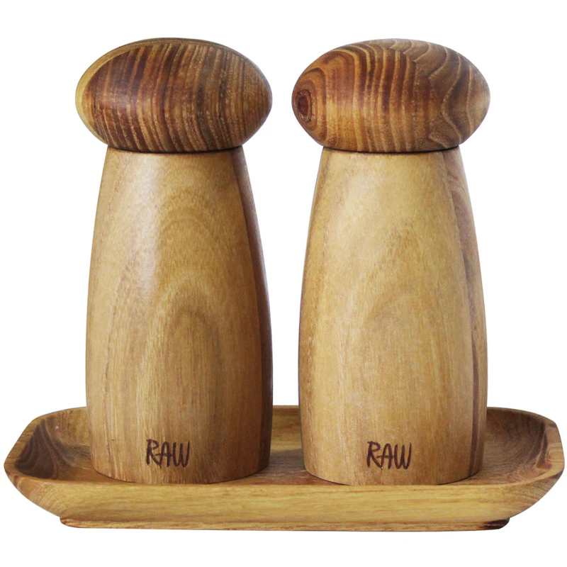 RAW Teak Hiomasarja Tarjottimella