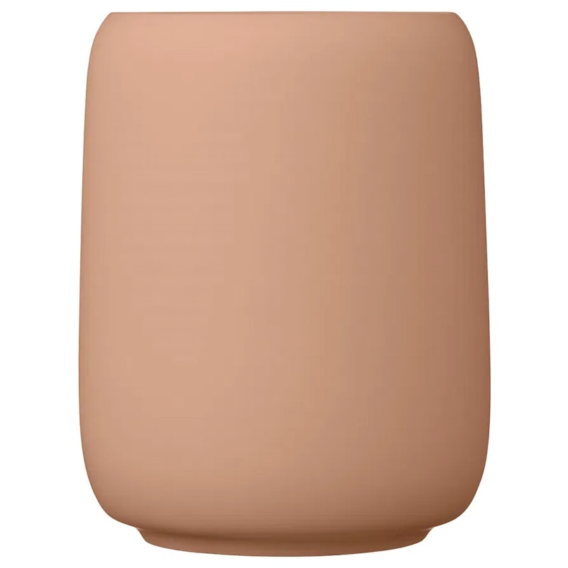 Sono Juomalasi, Amber Brown