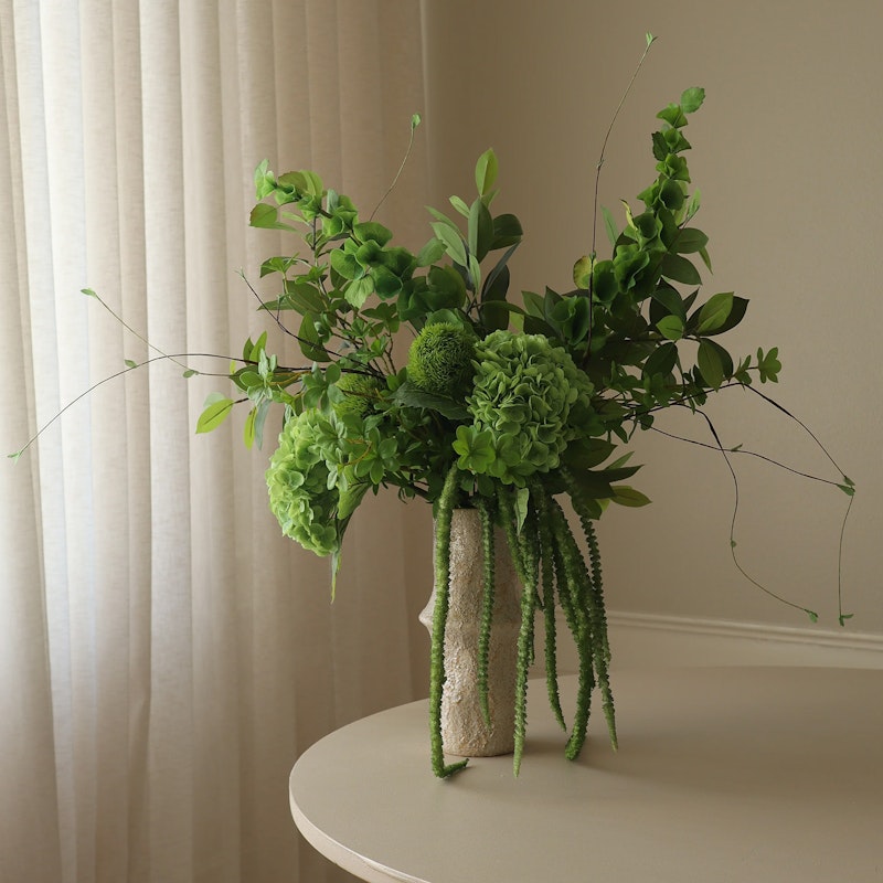 Verdant Muse Kukkakimppu