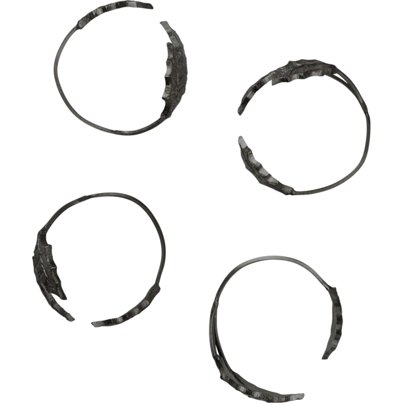 Holly Leaf Lautasliinarengas 4 kpl:n pakkaus, Musta Messinki