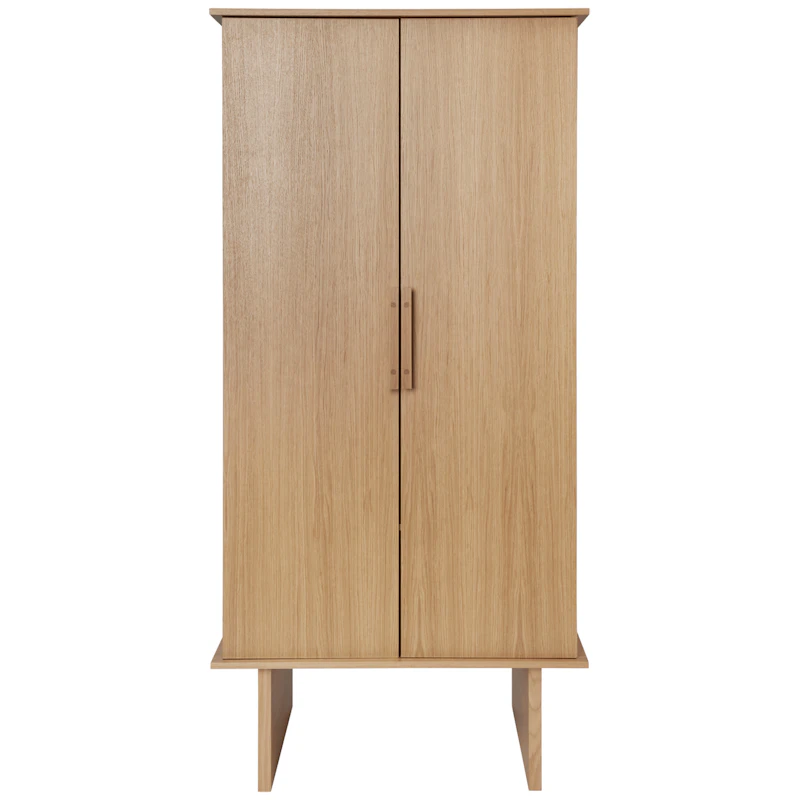 Stilt Vaatekaappi, Tammi