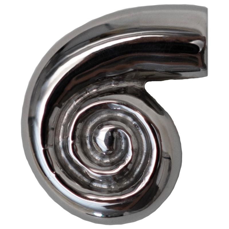 Noelle Nuppi, Titanium