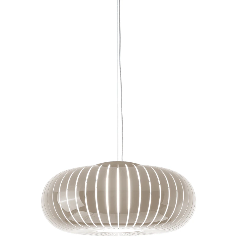 Teresa Riippuvalaisin, Dove Grey