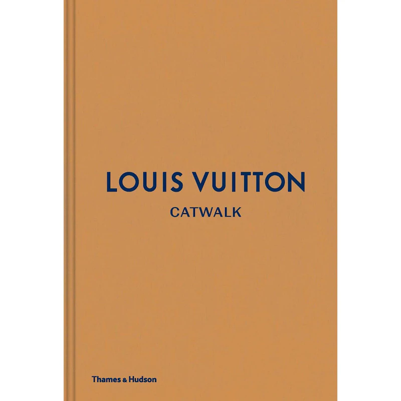 Louis Vuitton Catwalk Kirja